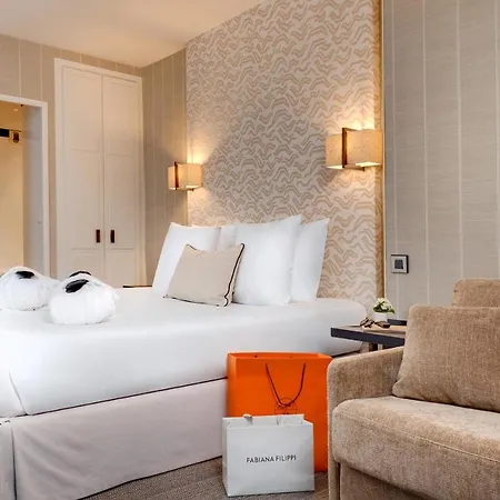 Le Senat 4* Paris