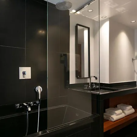 Le Metropolitan, Tour Eiffel, A Tribute Portfolio 5* Paris