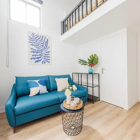 Charming With Mezzanine *