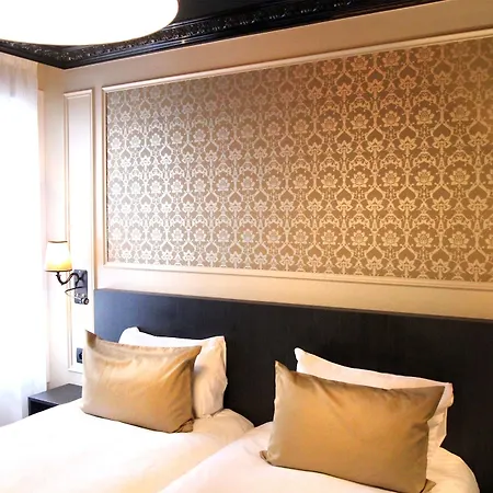 Western Le Montmartre - Saint Pierre Paris
