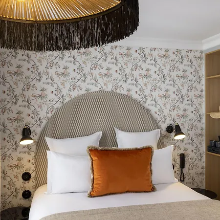 Bloum Hotel