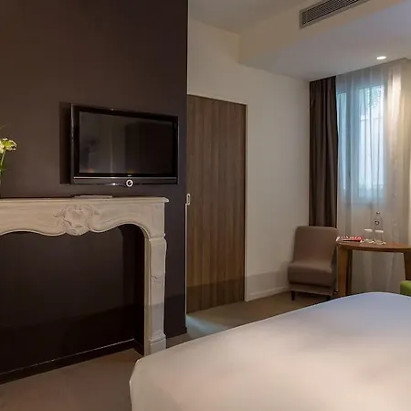 Hotel Jules & Jim 4*