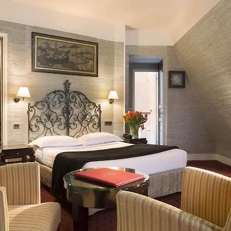 Delavigne Hotel 3*