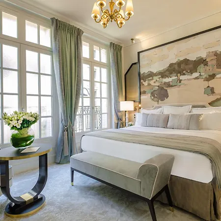 Hotel Elysia Paris