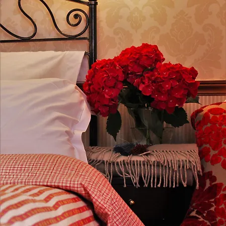 Le Relais Saint Sulpice Szálloda 4*