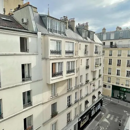 Appartement Tiny Studio - 12 M2 - Quartier Saint-ambroise - 5eme Etage Sans Ascenseur