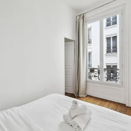Appartement Saint-martin & Marais - *