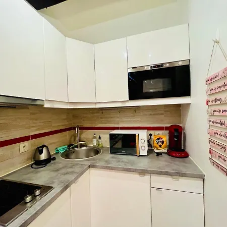 Dream Dwell Paris-chic Flat In The Heart Of Marais Near Pompidou Centre Apartamento París
