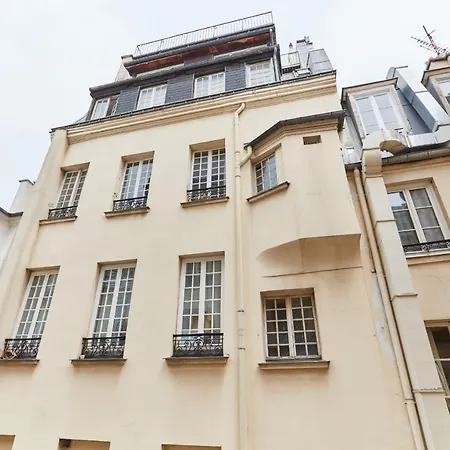 Rue Des Gravilliers - *
