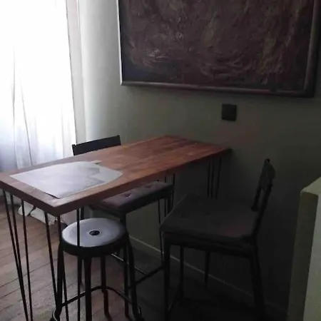 Appartement Cosy Nest In Montmartre