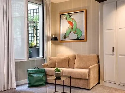 Le Senat 4* Paris