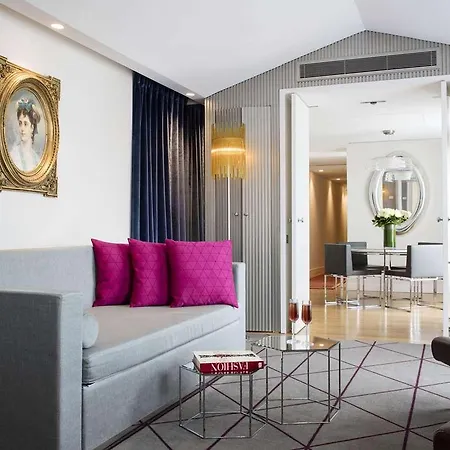 De Sers Champs Elysées Hotel 5*
