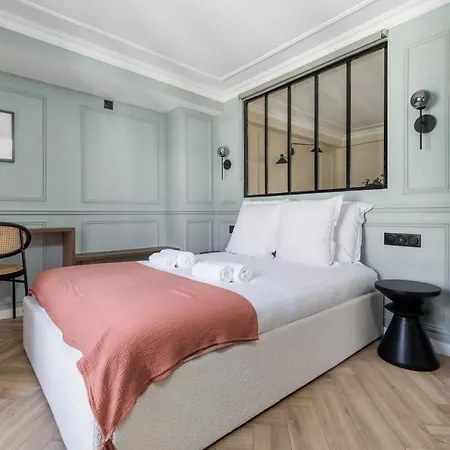 Poetic - Louvre Apartamento París