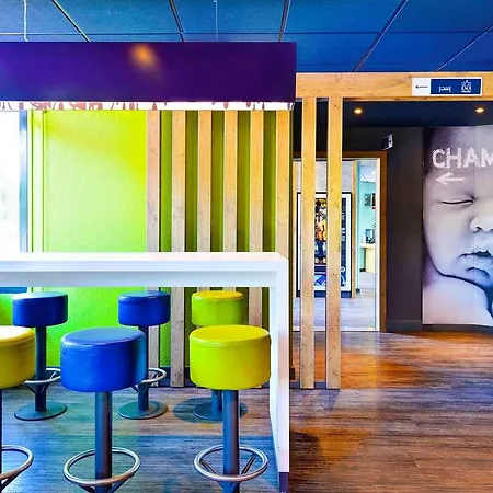 Ibis Budget Orly Tram 7 Hotel 2*