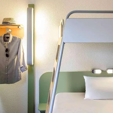 Ibis Budget Orly Tram 7
