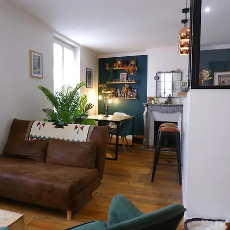 Cosy Magical Flat Paris