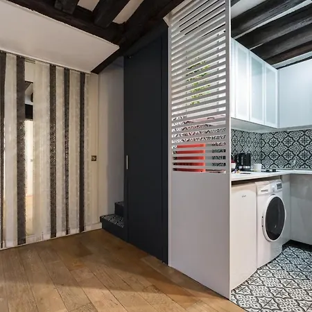 Chic Avec Patio - 2br 6p - Le Marais