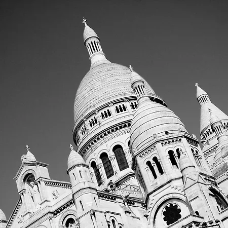 De Flore - Montmartre Hotel