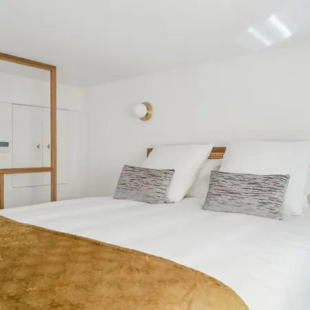 Luxueuse Avec Jardin Prive Sauna Et Jacuzzi Appartement *