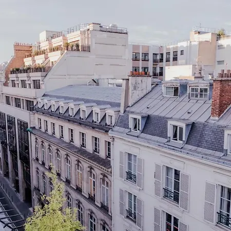 Apartment Luxury Elysees Paris