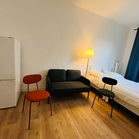 Dream Dwell Paris-eiffel Tower Mirabeau Bridge Cozy In The 16th District *