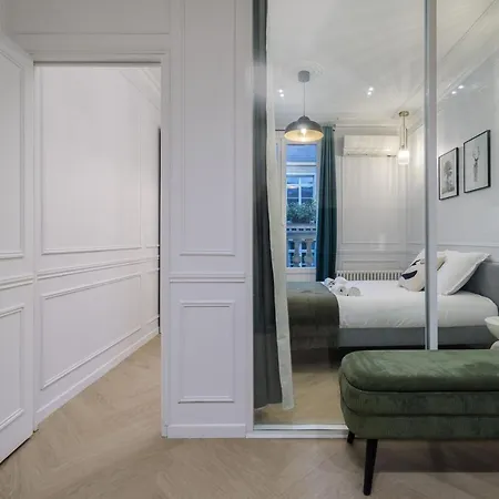 Poetic - Champs Elysees Apartamento *