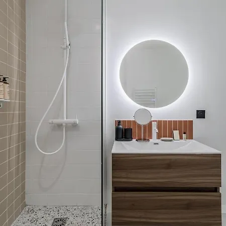 Poetic - Champs Elysees Apartamento *