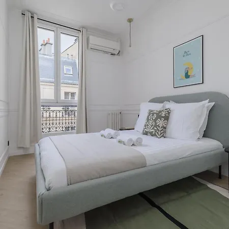 Poetic - Champs Elysees Apartamento