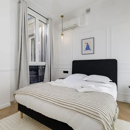 Poetic - Champs Elysees Apartamento París
