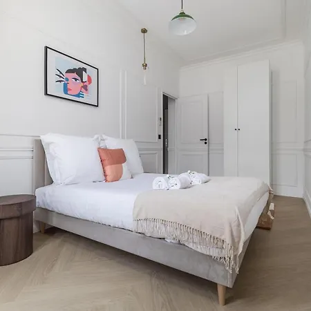 Poetic - Champs Elysees Apartamento