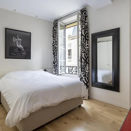 Cosy Appart Odeon Saint Germain * パリ