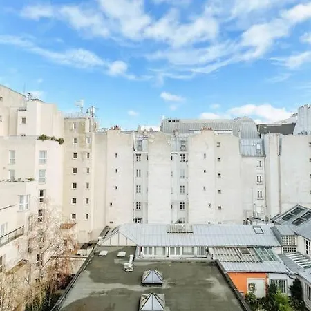Jolie Studio Parisien * パリ