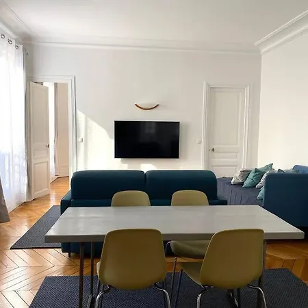 Апартаменты Mytripinparis - Large And Sunbathed 1br - Close To The Eiffel Tower