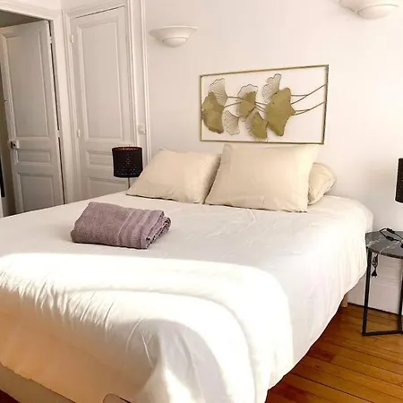 Mytripinparis - Large And Sunbathed 1br - Close To The Eiffel Tower Париж