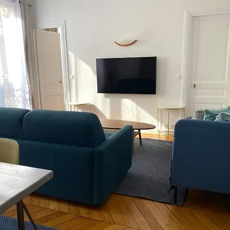 Апартаменты Mytripinparis - Large And Sunbathed 1br - Close To The Eiffel Tower *