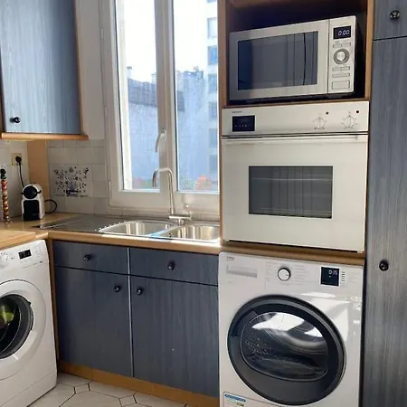 Апартаменты Mytripinparis - Large And Sunbathed 1br - Close To The Eiffel Tower