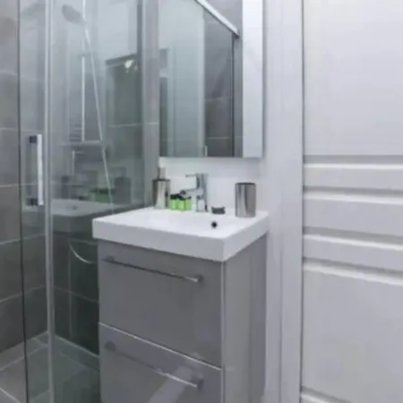 Roses Proche Sacree-coeur/montmarte Apartment Paris