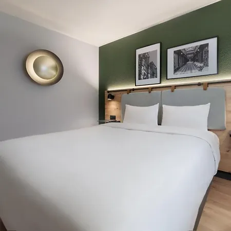 Szálloda Campanile Prime 19 - La