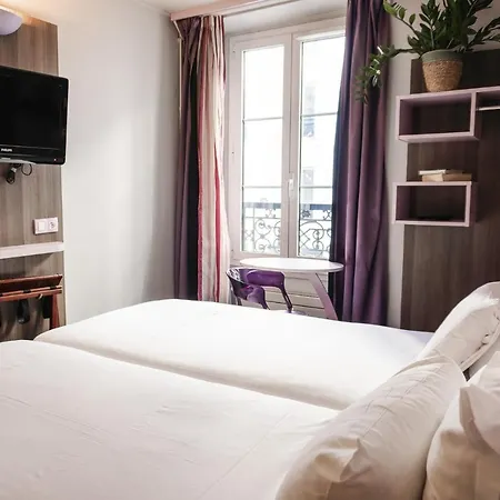 De Charonne Hotel 3*