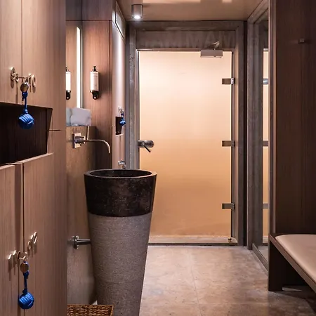 Le Pavillon De La Reine & Spa, Place Des Vosges Hotel 5*