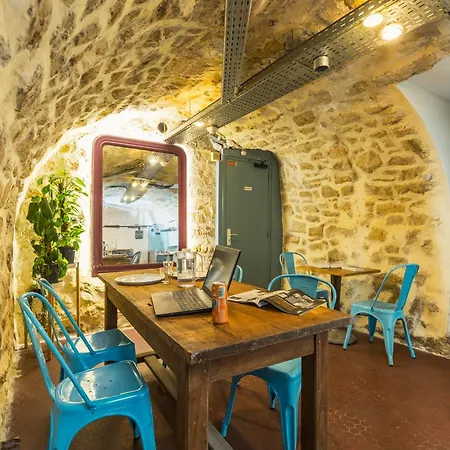 Young And Happy Latin Quarter By Hiphophostels Hostel Paris