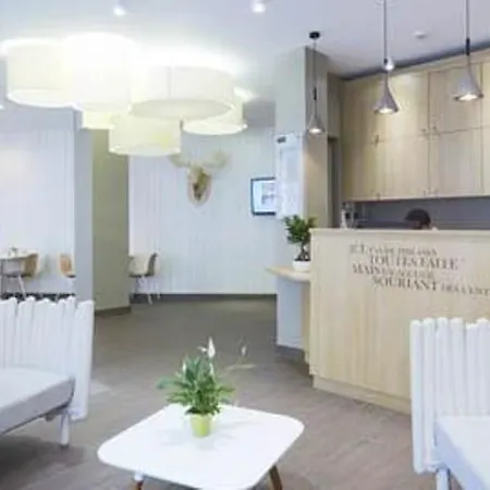 Hotel Kyriad 18 - Porte De Clignancourt - Montmartre Paris