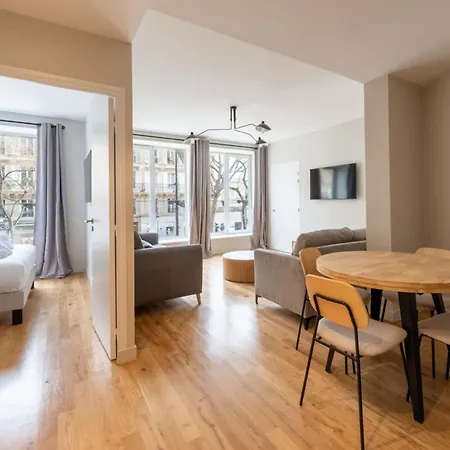 Beautiful & Modern 1bd Flat Near Montmartre Διαμέρισμα Παρίσι