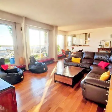 Dernier Etage, 108m2, Vue Panoramique Διαμέρισμα *