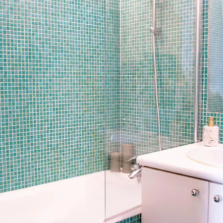 Apartament Eiffel 2br Avenue Paryż