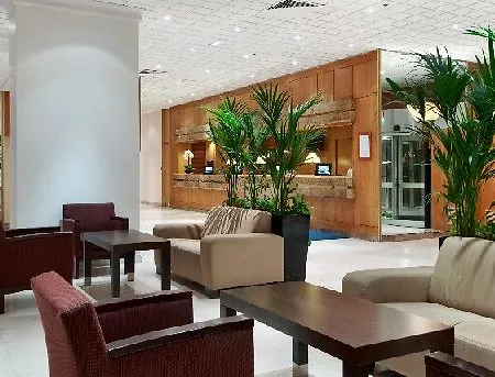 Hilton Orly Airport Hotel 4*