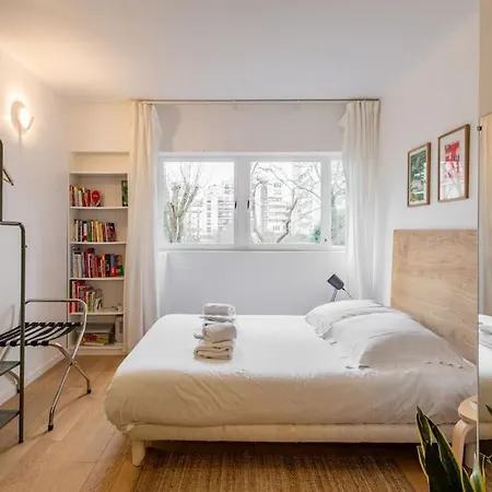 Apartamento Couronnes - Cosy Equipe Et Privatif Paris