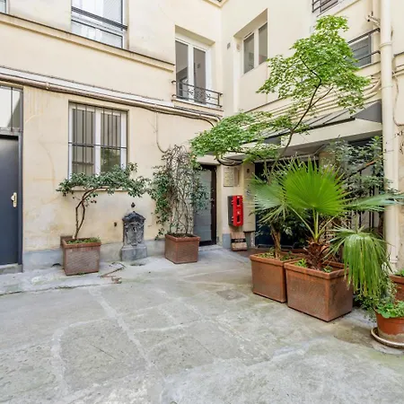 Joli Rue De Nazareth París