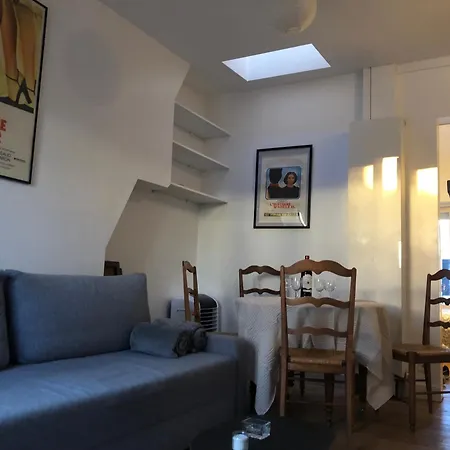 2 Pieces Sous Les Toits 6 Personnes Calme Lumineux Equipe * Párizs