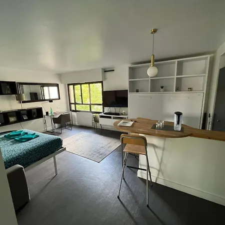 Apartamento Calme A Bercy Non Loin De L'accor Arena París